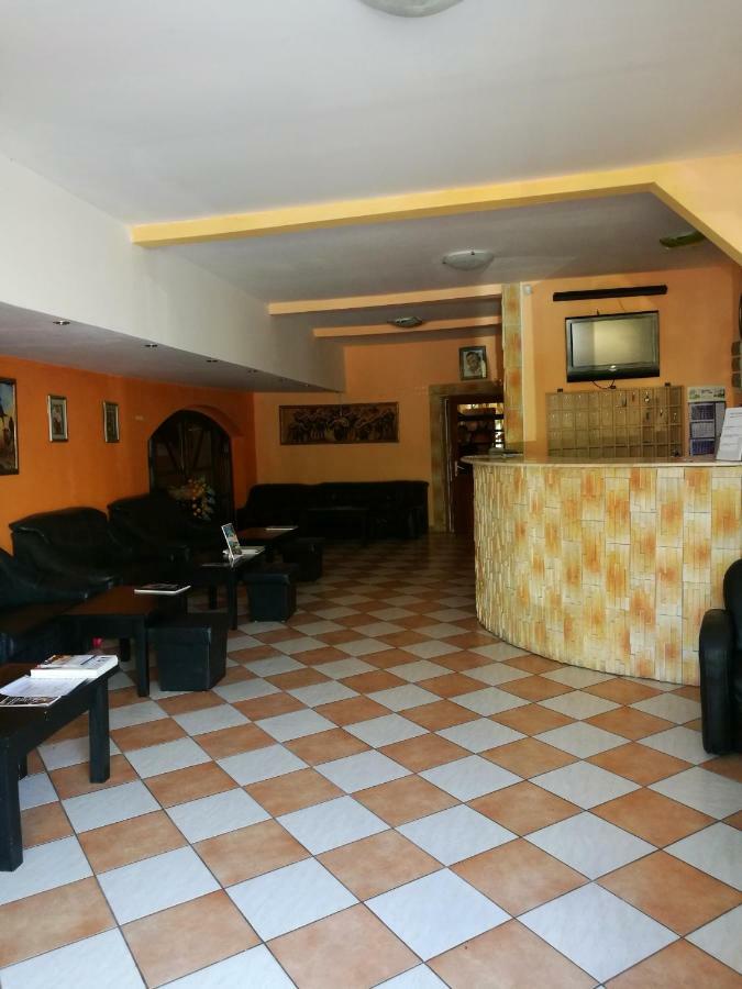 Hotel Dona Mamaia Extérieur photo